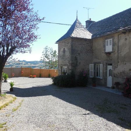 Gite De Carbonies Saint-Félix-de-Lunel Exteriör bild